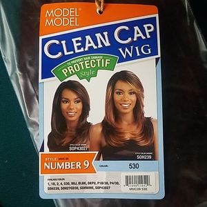 NWT- Model Model wig